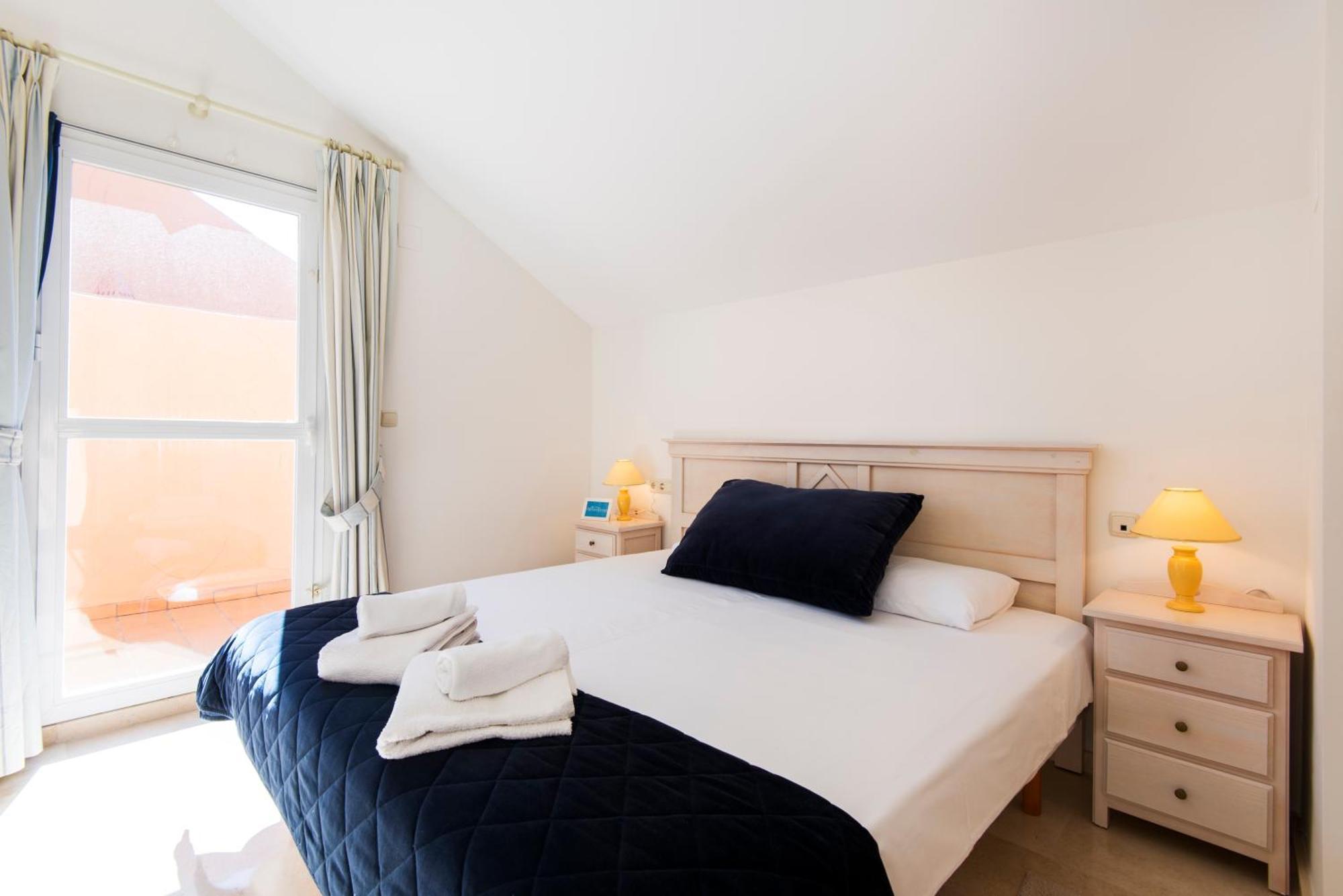 Rentandhomes Penthouse Elviria Golf Марбелья Экстерьер фото