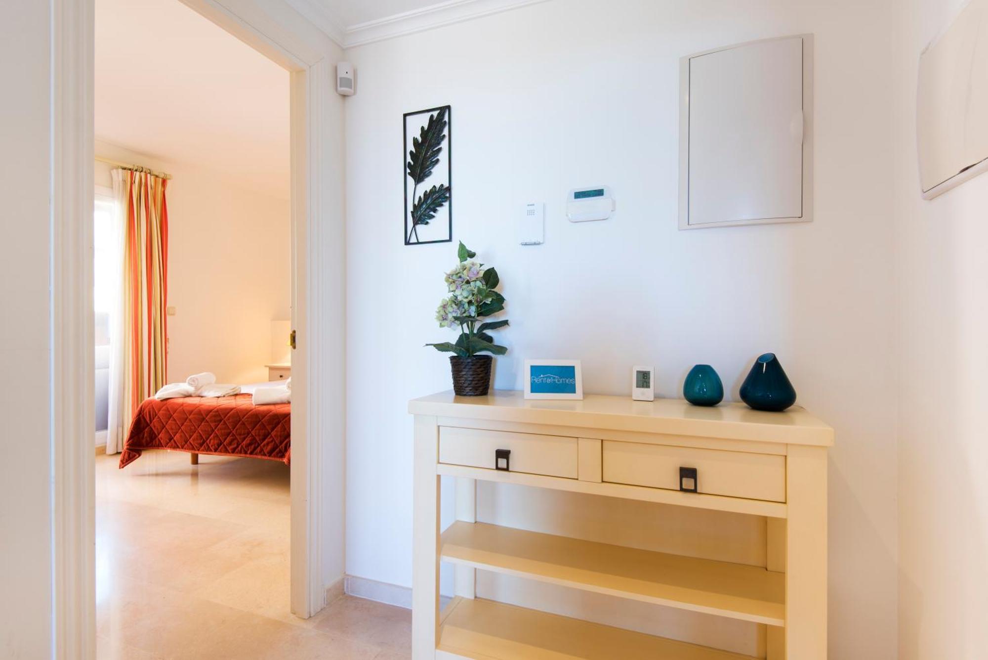 Rentandhomes Penthouse Elviria Golf Марбелья Экстерьер фото