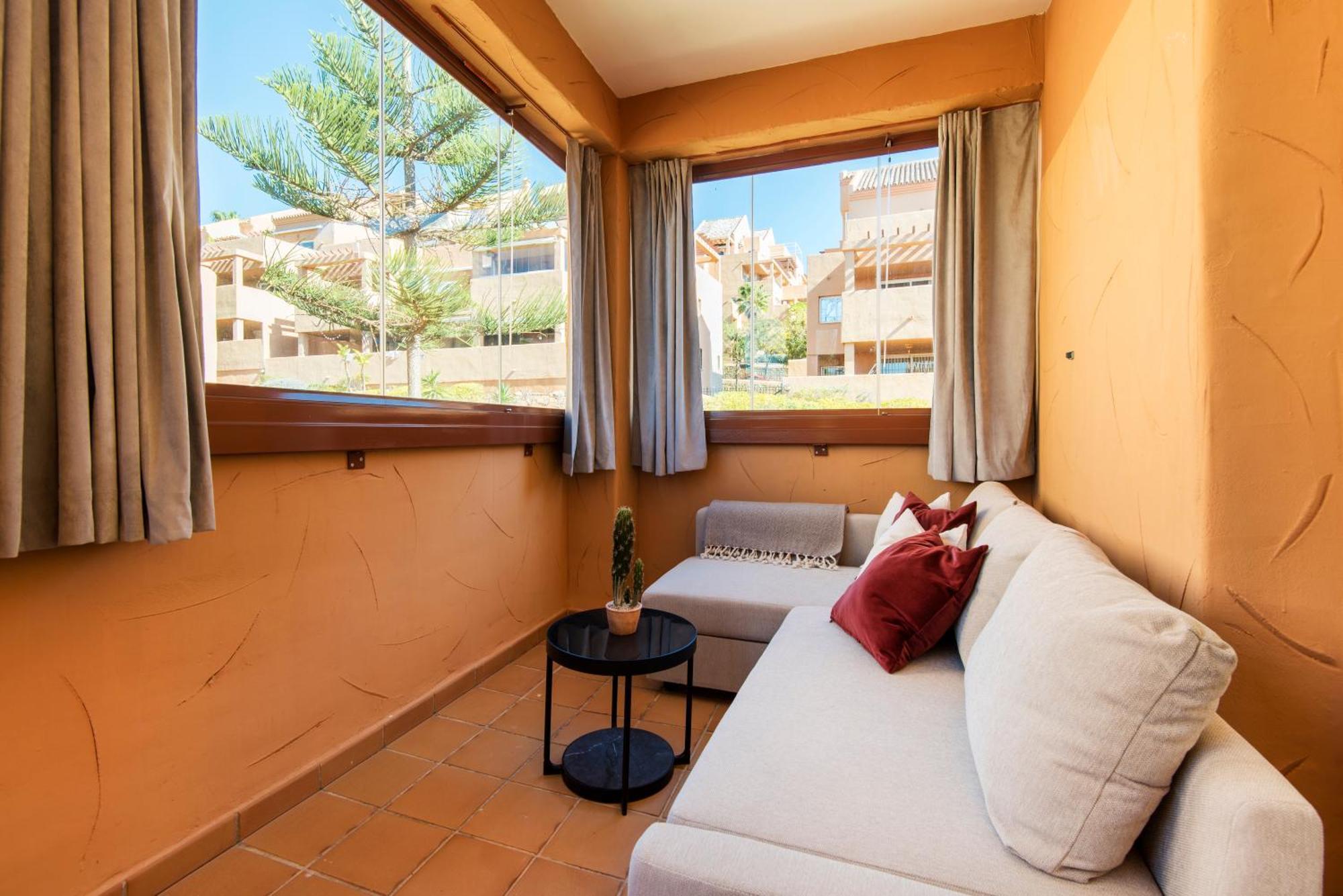 Rentandhomes Penthouse Elviria Golf Марбелья Экстерьер фото